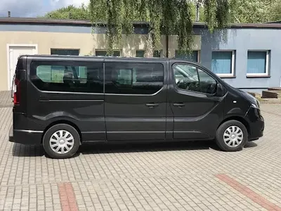 Wypożyczalnia busów 9 osobowych